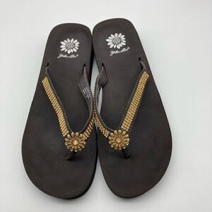 Yellow Box Iberia Leather Upper Brown Sandals Size 9